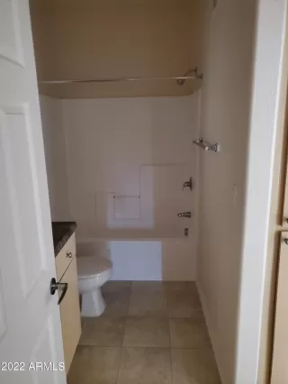 Photo #5: 6337474 Listing