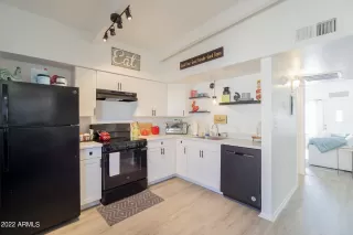 Photo #6: 6337535 Listing 