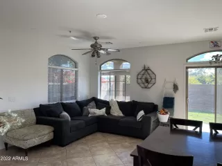 Photo #2: 6337798 Listing