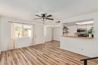 Photo #5: 6337887 Listing 