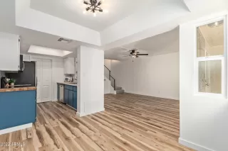 Photo #6: 6337887 Listing 