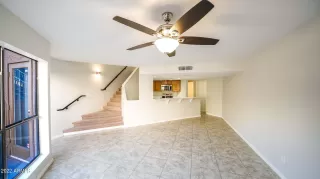 Photo #3: 6337969 Listing