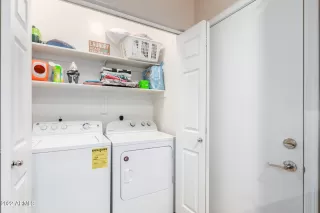 Photo #5: 6338099 Listing