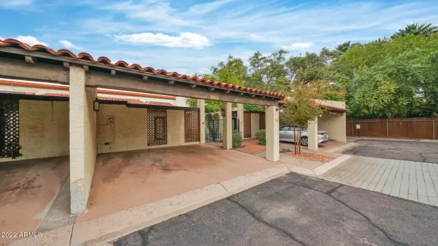 MLS: 6338190 Condo For Sale