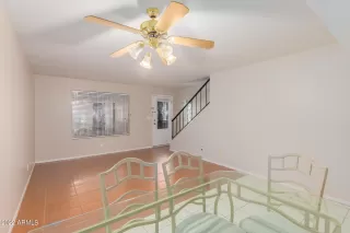 Photo #5: 6338270 Listing