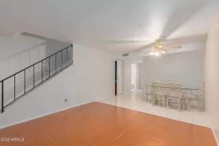 Photo #6: 6338270 Listing