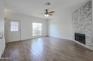 Photo #4: 6338272 Listing