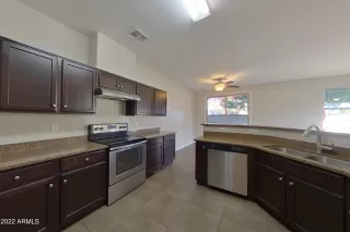 Photo #6: 6338290 Listing