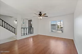 Photo #2: 6338397 Listing