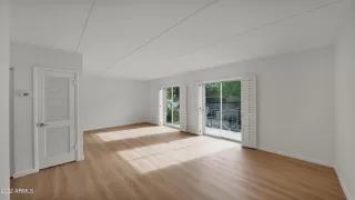 Photo #4: 6338615 Listing