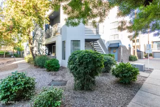 Photo #3: 6338640 Listing