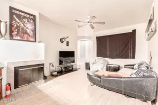 Photo #6: 6338640 Listing