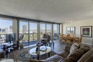 Photo #3: 6338791 Listing