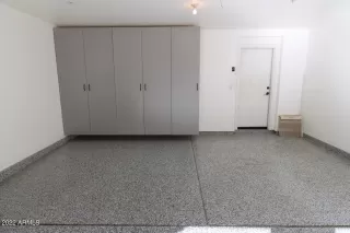 Photo #3: 6338889 Listing