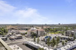 Photo #5: 6339147 Listing