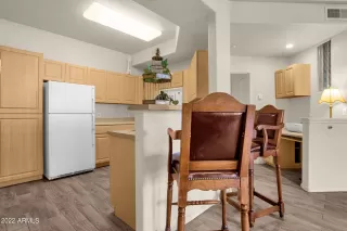 Photo #6: 6339215 Listing