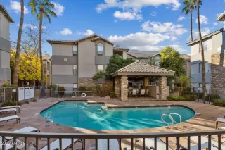 Photo #2: 6339430 Listing 