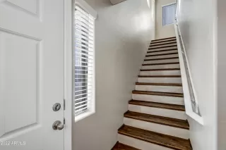 Photo #5: 6339459 Listing 