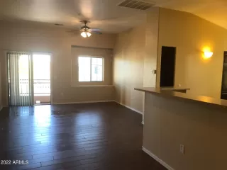 Photo #4: 6339558 Listing