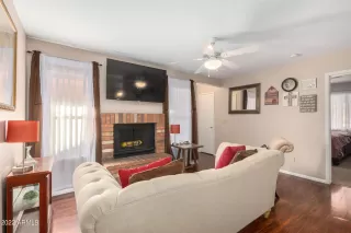 Photo #6: 6339604 Listing 