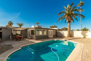 Photo #1: 6339637 Listing 