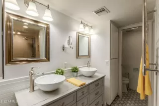 Photo #4: 6339637 Listing 