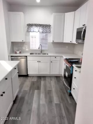 Photo #2: 6339726 Listing