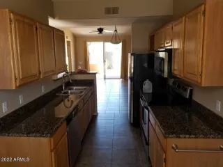 Photo #4: 6339742 Listing