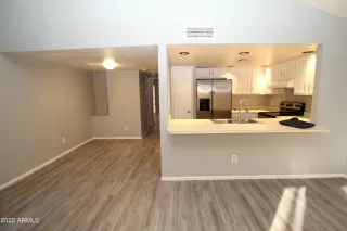 Photo #5: 6339751 Listing