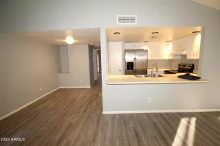 Photo #6: 6339751 Listing