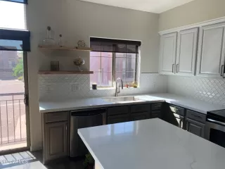 Photo #6: 6339929 Listing