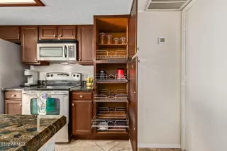 Photo #2: 6339999 Listing 