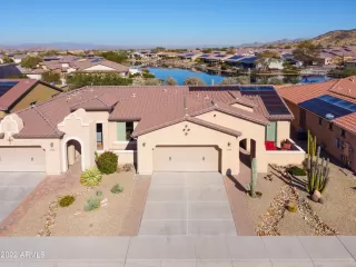 Photo #2: 6340112 Listing 