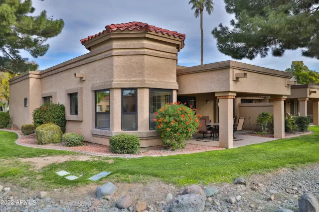 MLS: 6340123 Condo For Sale