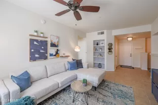 Photo #3: 6340166 Listing