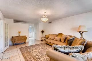 Photo #5: 6340210 Listing 