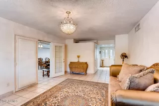 Photo #6: 6340210 Listing 