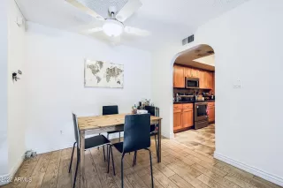 Photo #2: 6340224 Listing