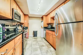 Photo #3: 6340224 Listing