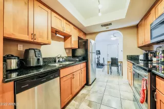 Photo #4: 6340224 Listing