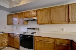 Photo #3: 6340246 Listing