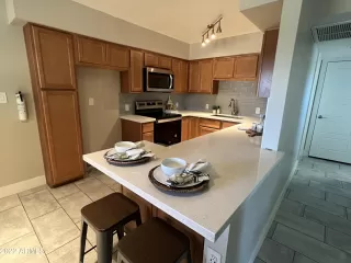 Photo #2: 6340259 Listing 