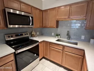 Photo #3: 6340259 Listing 