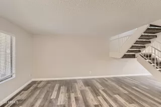 Photo #4: 6340446 Listing