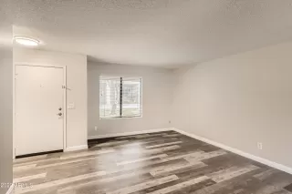 Photo #5: 6340446 Listing