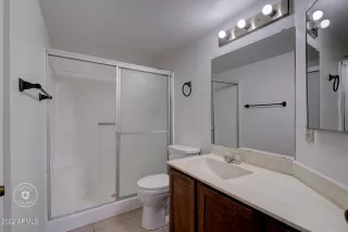 Photo #5: 6340542 Listing