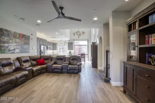 Photo #4: 6340565 Listing