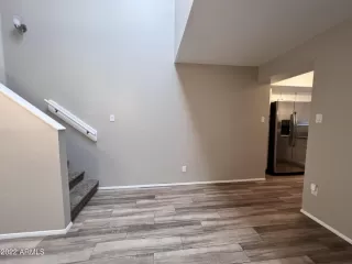 Photo #6: 6340627 Listing