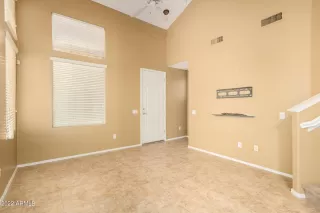 Photo #3: 6340628 Listing