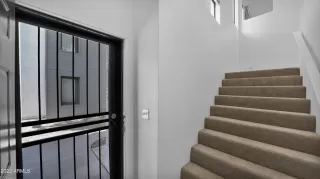 Photo #2: 6340871 Listing 